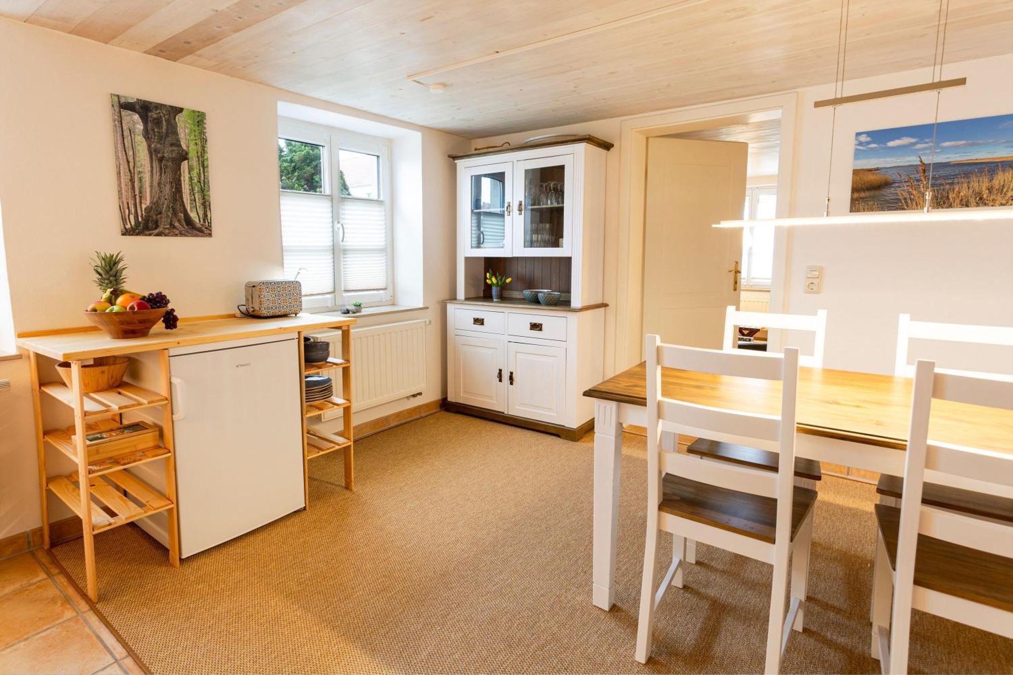 Ferienwohnungen Klein Kapelle Gingst エクステリア 写真