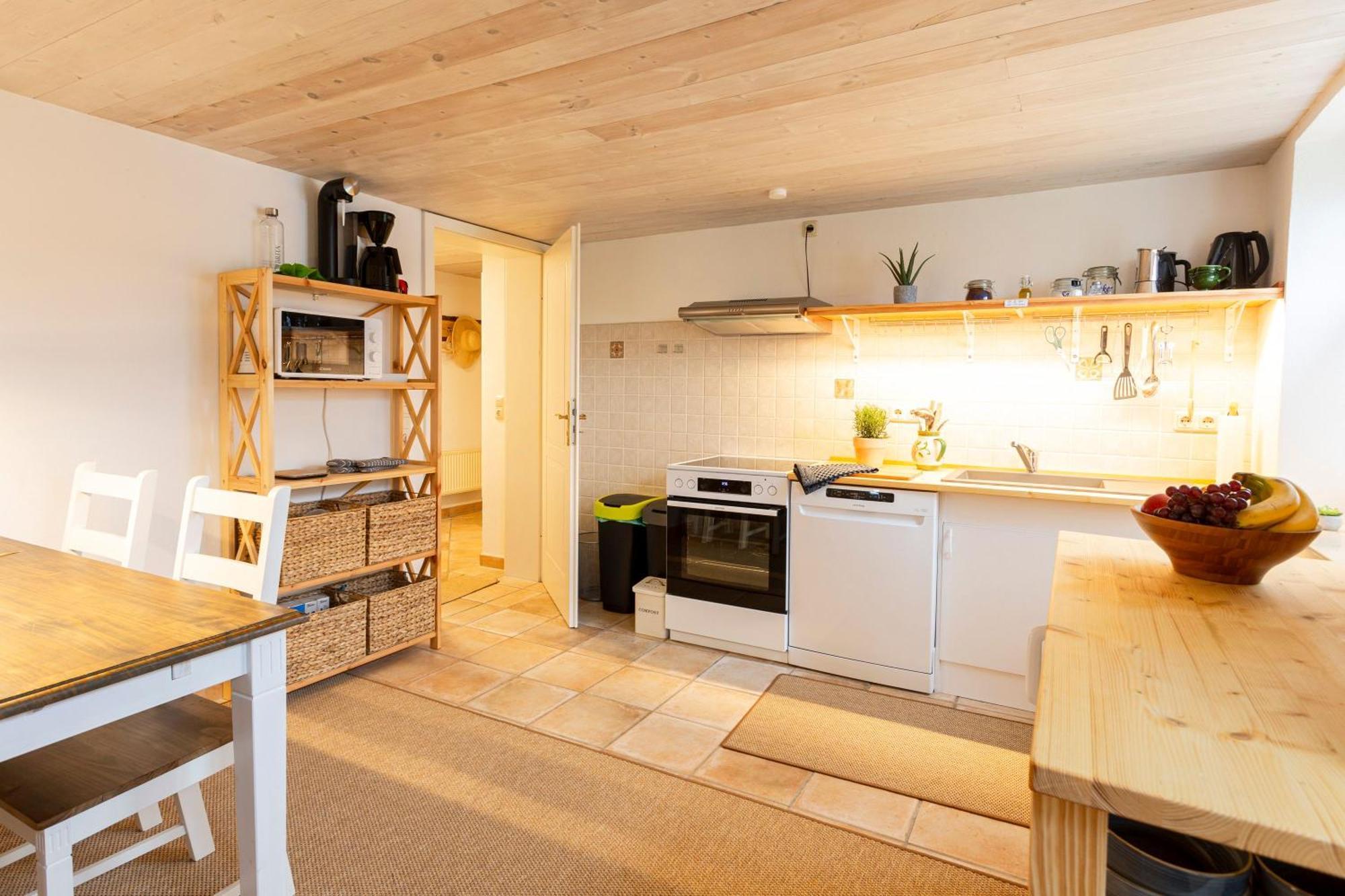 Ferienwohnungen Klein Kapelle Gingst エクステリア 写真